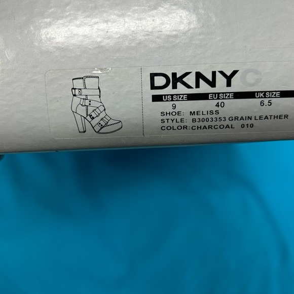 DKNY Slightly Distressed Leather Charcoal Grey Boots sz 9  NIB "meliss" - Picture 10 of 12